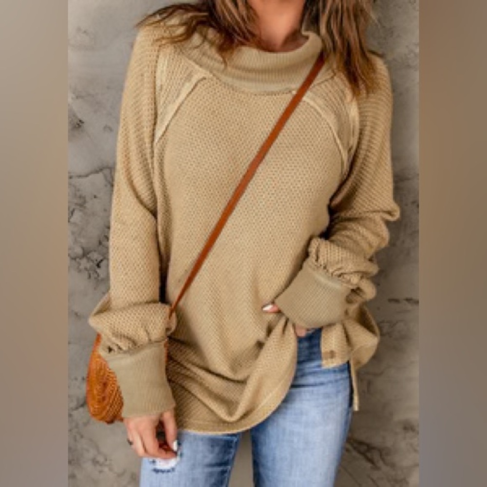 WE THE FREE SHE’S A KEEPER MOCK NECK WAFFLE THERMAL TOP